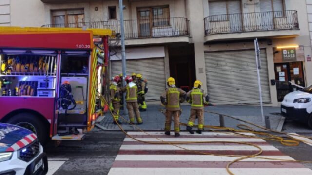 Imatges de l'actuació dels Bombers