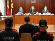 L’acusat d’intentar matar l’exdona amb una destral: “Vaig agafar el primer que tenia a casa i vaig colpejar-la al cap”