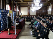 María Pilar Callejero pren possessió com a cap de la Policia Nacional a Lleida entre lloances al “poder femení”